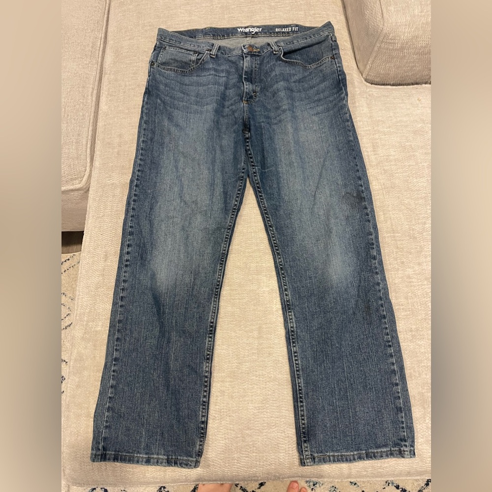 Wrangler relaxed fit women's jeans